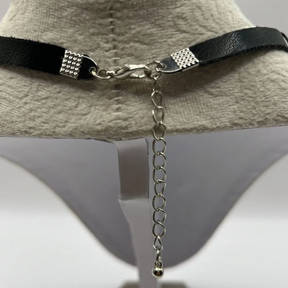 Faux Pearl floats on a Brown Leather Necklace. Choker 70’s vibe Silver Tone